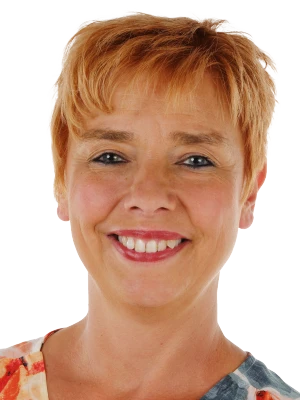 Nadine Lach